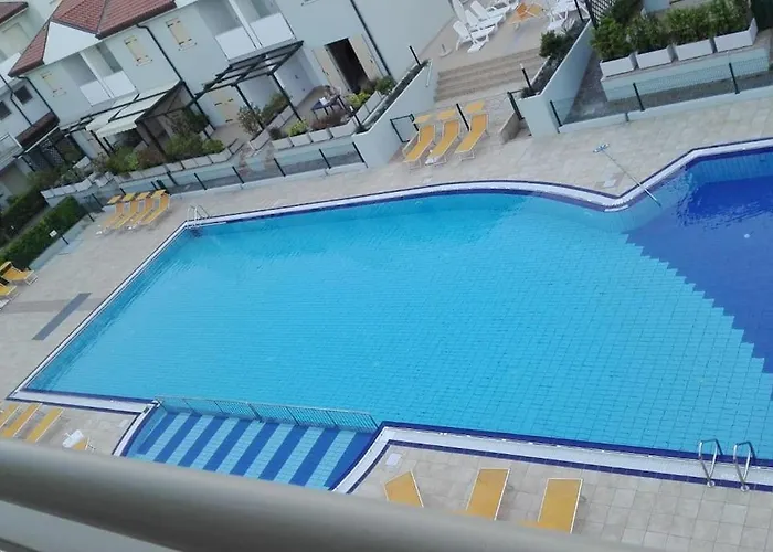 Al Mare Da Iva Lido Altanea شقة دونا فيردي